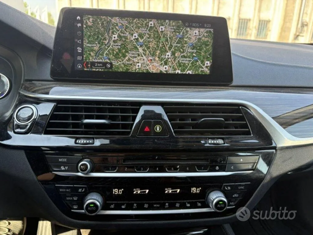 BMW 5 Series 2017 photo 3