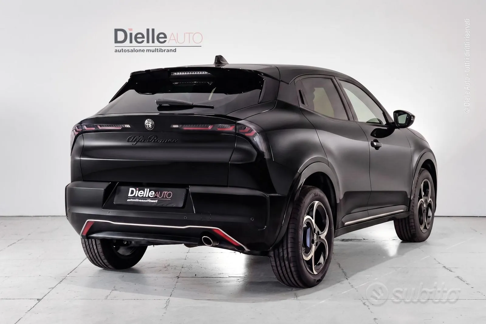 Alfa Romeo Junior 2025 photo 2