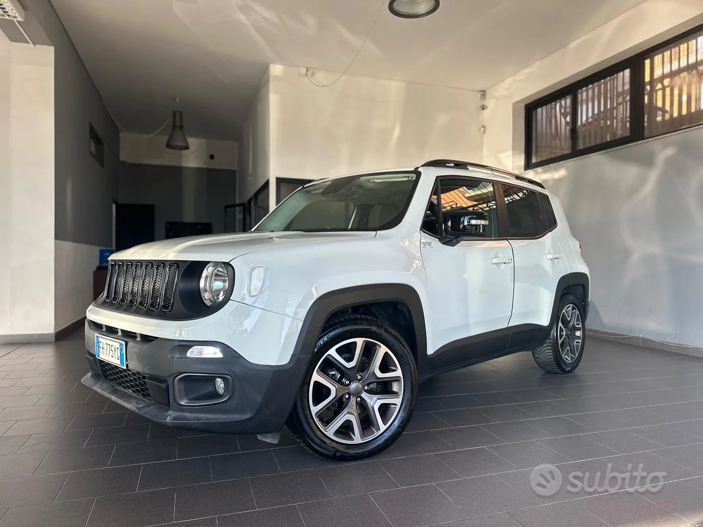 Jeep Renegade 2016 photo 2