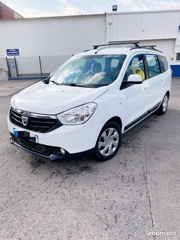 Dacia Lodgy
