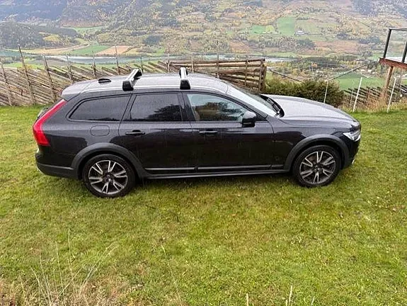 Volvo V90 Cross Country 2018 photo 2