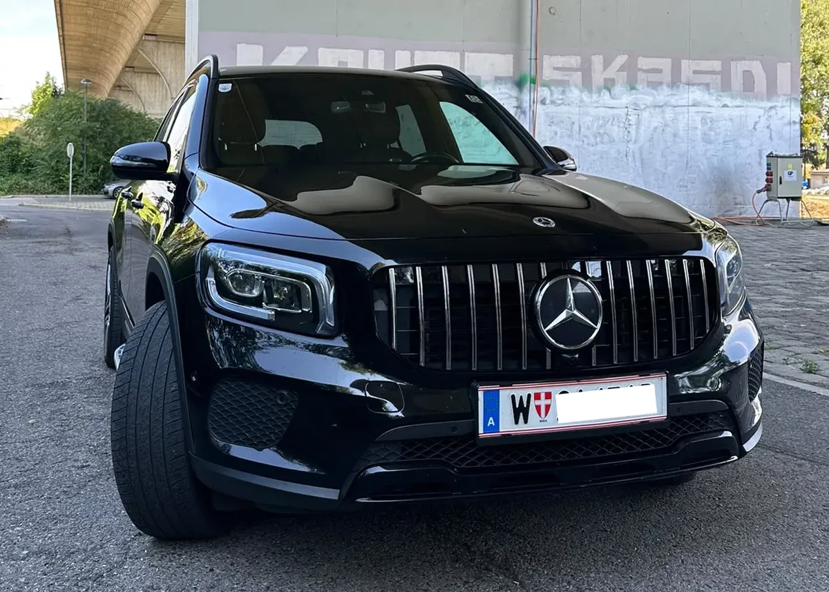 Mercedes-Benz Glb