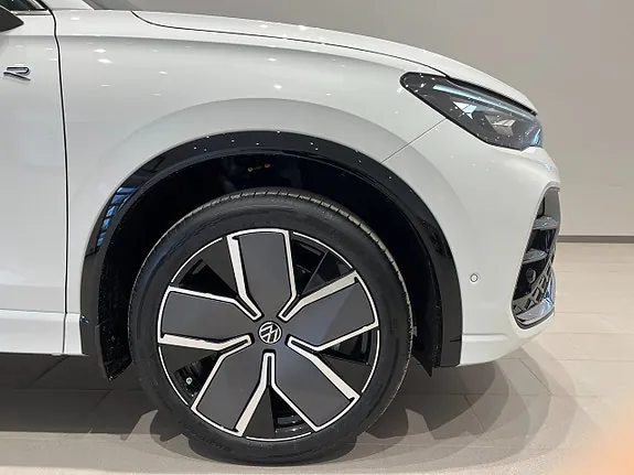 Volkswagen Tiguan 2026 photo 5