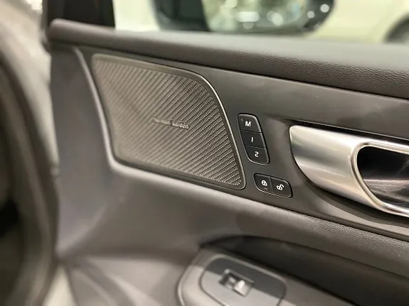 Volvo V60 2025 photo 3