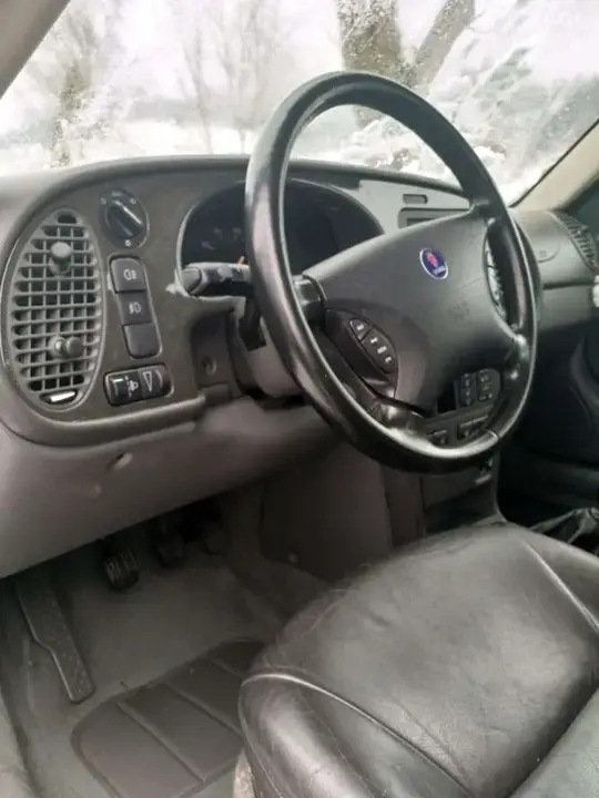Saab 9-3 2002 photo 2