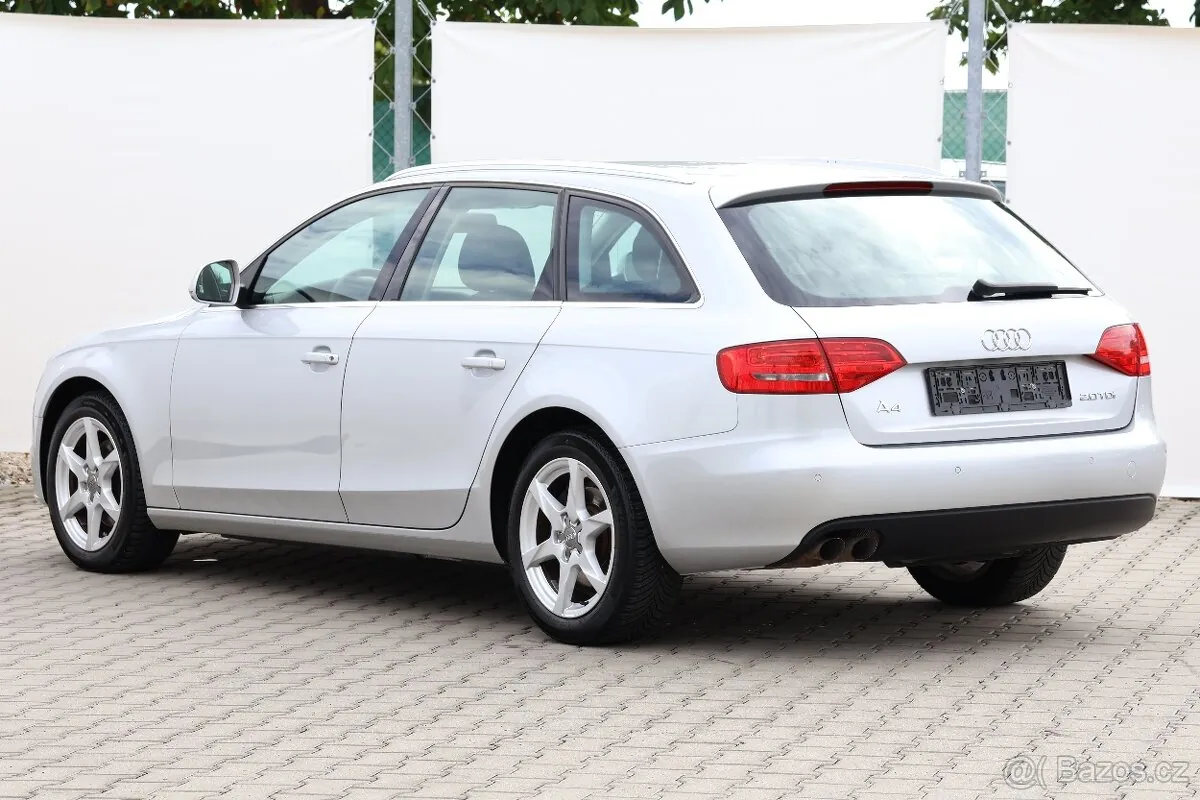 Audi A4 2009 photo 3