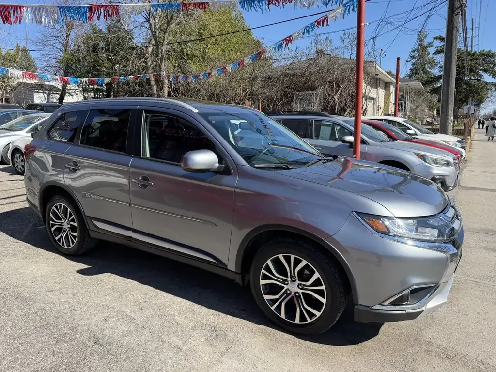 Mitsubishi Outlander 2016 photo 3