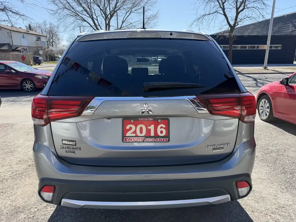 Mitsubishi Outlander 2016 photo 5