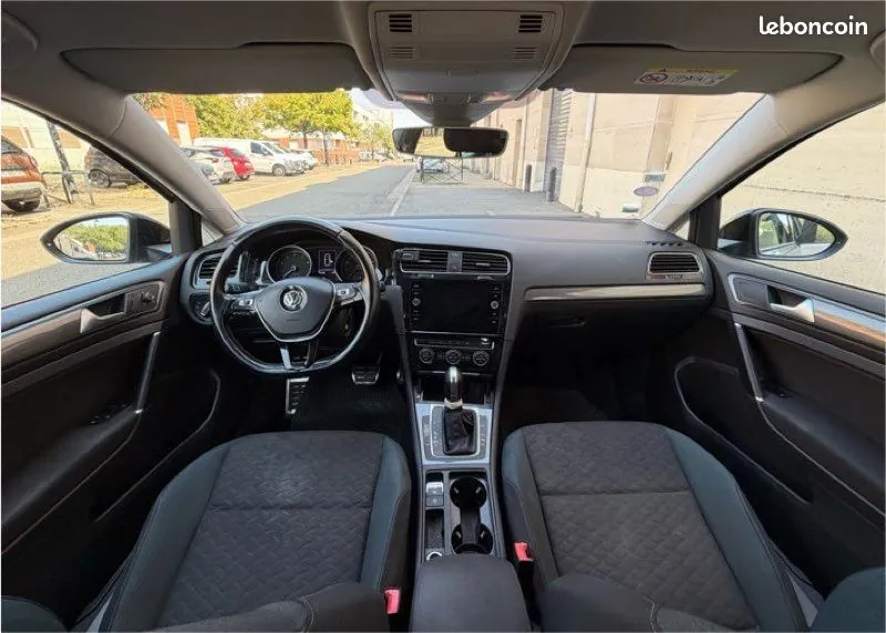 Volkswagen Golf 2019 photo 3
