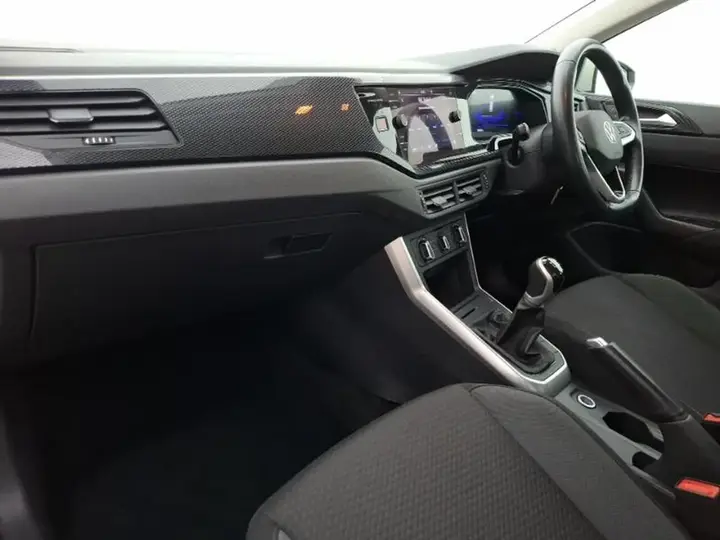 Volkswagen Polo 2024 photo 5