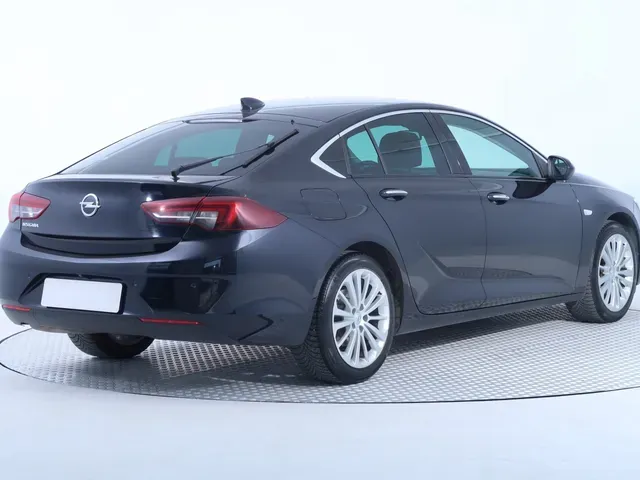 Opel Insignia 2017 photo 4