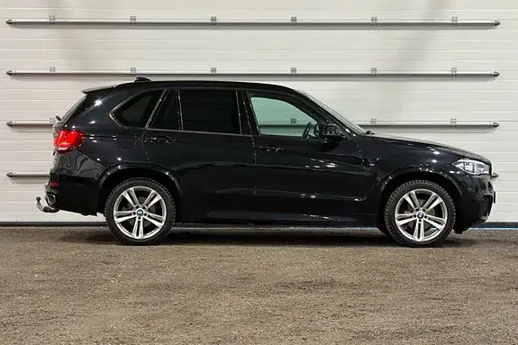BMW X5 2015 photo 2