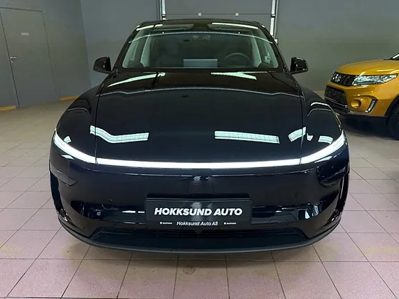 Tesla Model Y 2025 photo 3