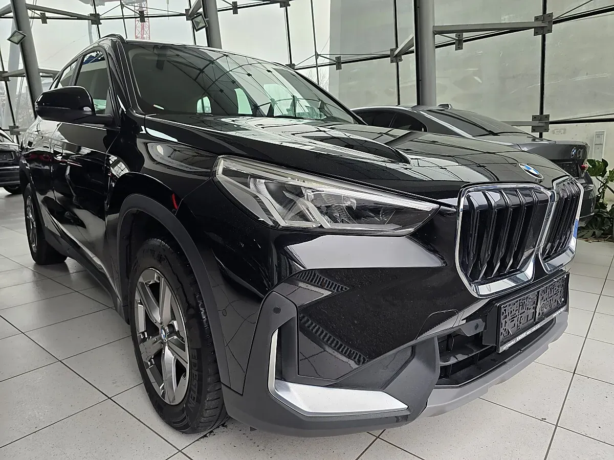 BMW X1 2023 photo 3