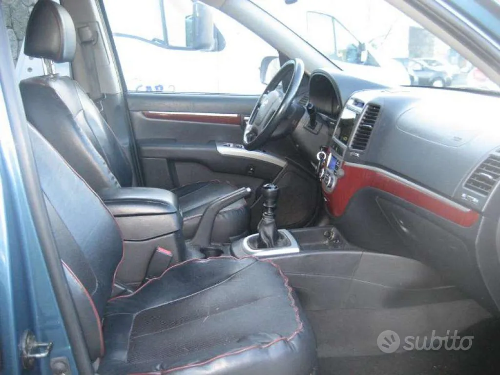 Hyundai Santa Fe 2006 photo 2