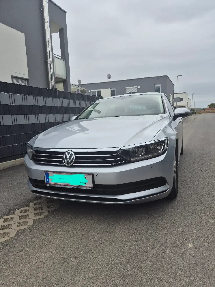 Volkswagen Passat 2018 photo 2