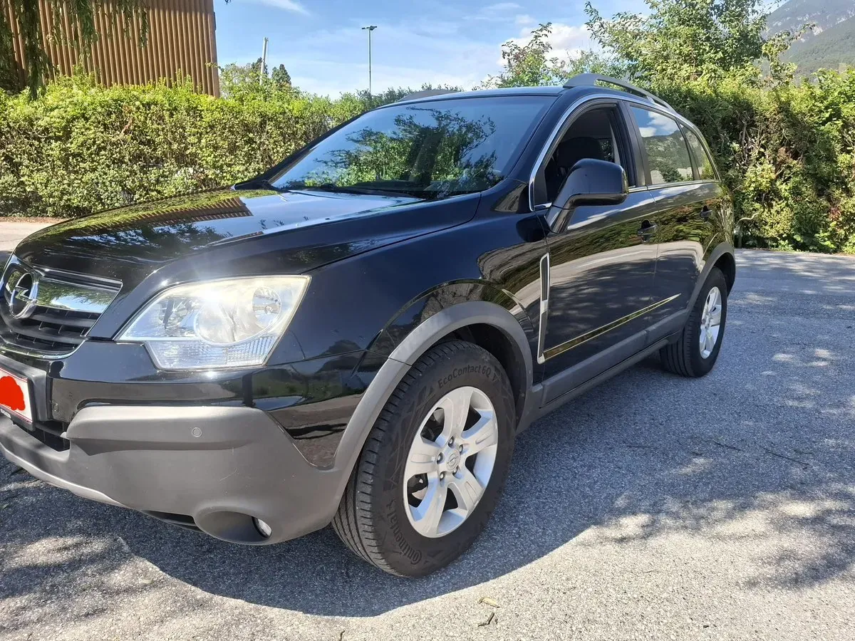 Opel Antara 2009 photo 2