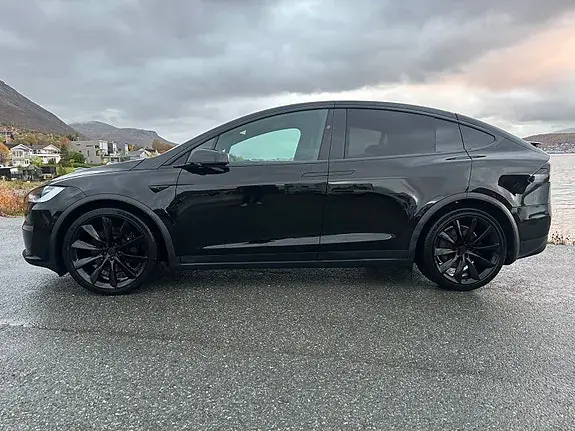 Tesla Model X 2023 photo 4