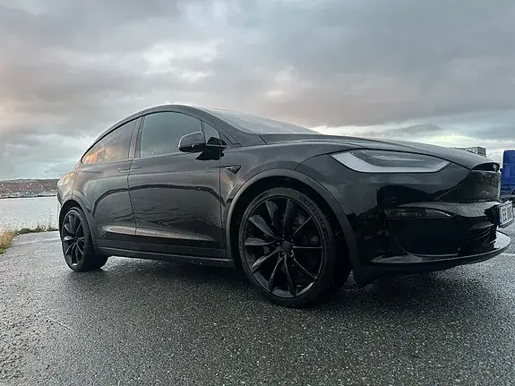 Tesla Model X 2023 photo 3