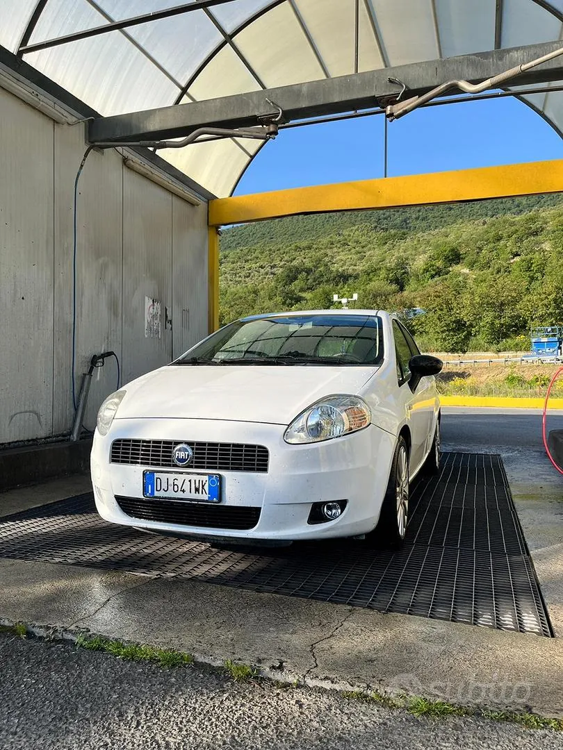 Fiat Grande Punto 2007 photo 4