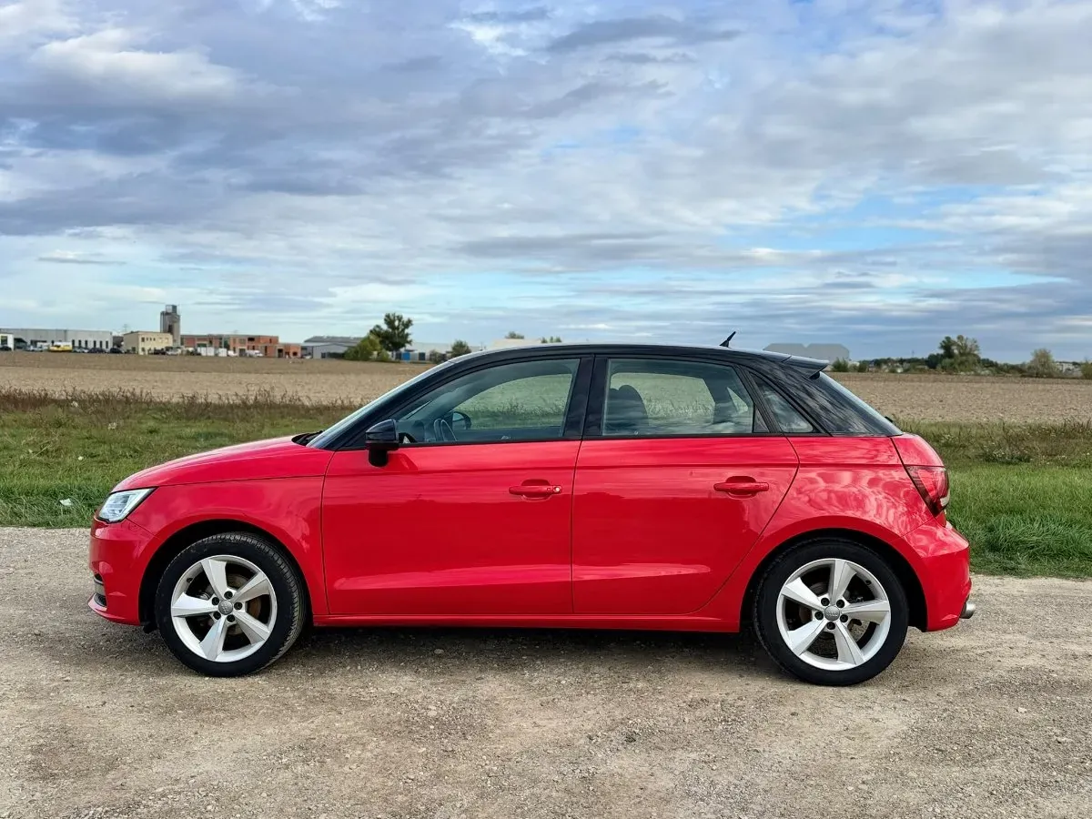 Audi A1 2016 photo 2