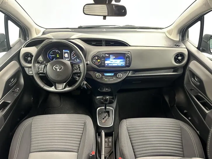 Toyota Yaris 2020 photo 2