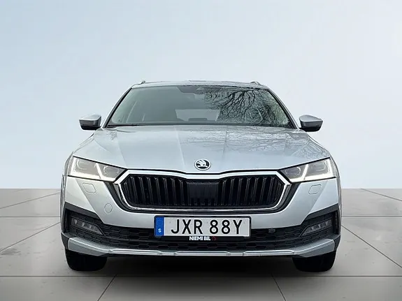 Skoda Octavia Scout 2022 photo 2