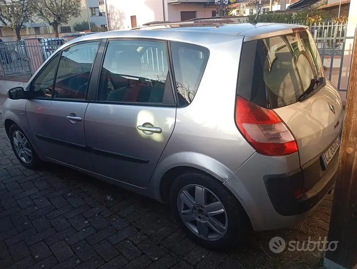 Renault Scenic 2004 photo 3