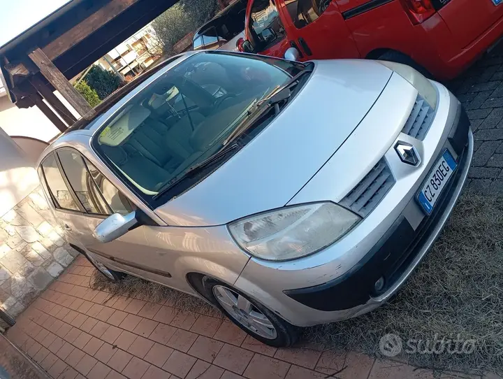 Renault Scenic 2004 photo 4