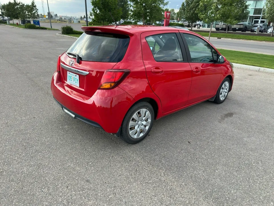 Toyota Yaris 2016 photo 4