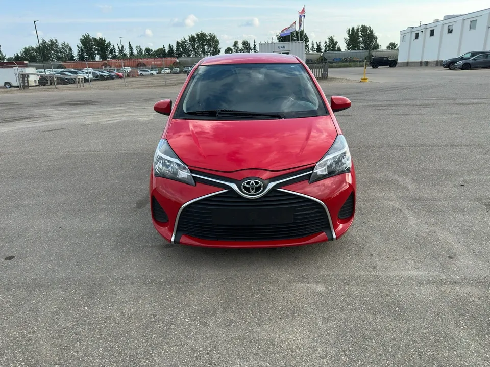 Toyota Yaris 2016 photo 2