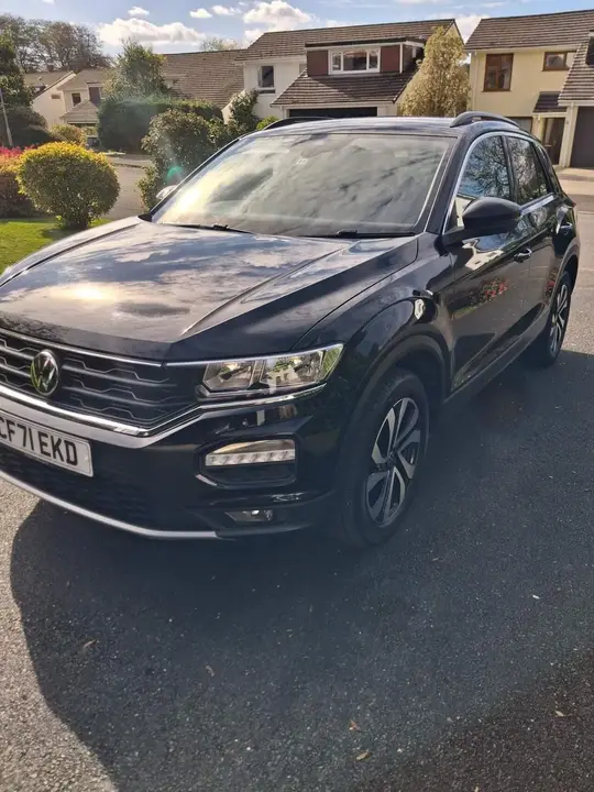 Volkswagen T-Roc 2021 photo 2