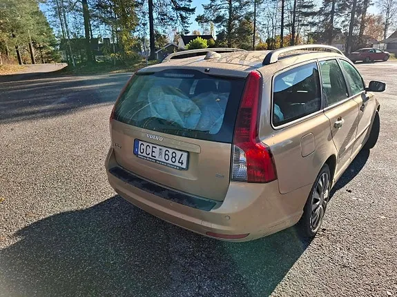 Volvo V50 2008 photo 3