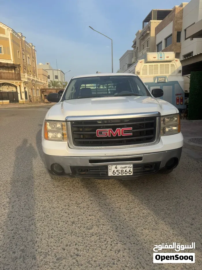 GMC Sierra 2010 photo 4