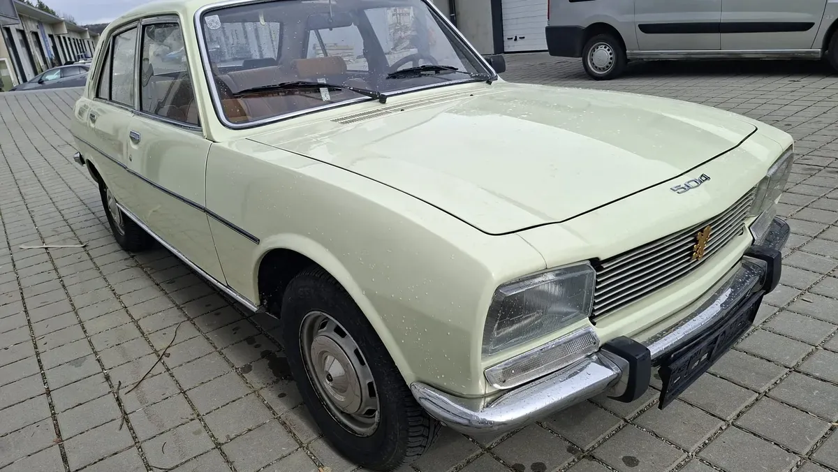 Peugeot 505
