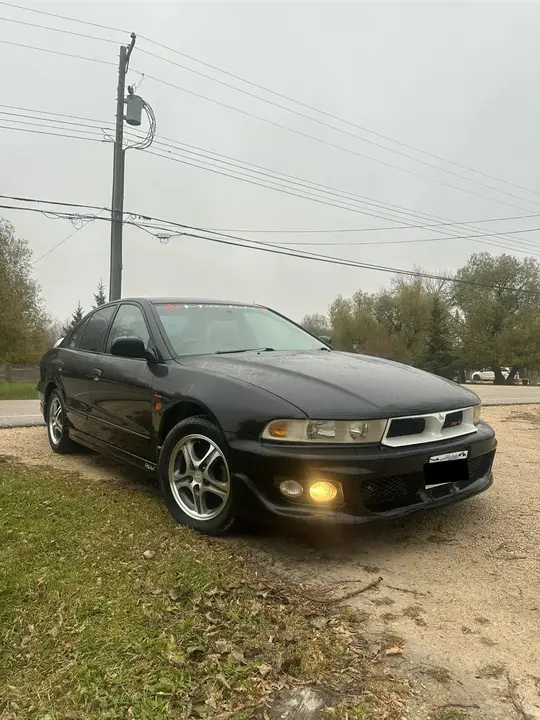 Mitsubishi Galant