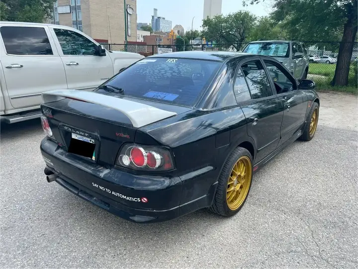Mitsubishi Galant 2001 photo 3