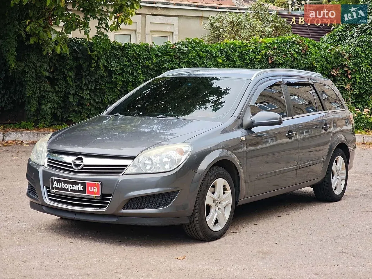 Opel Astra 2009 photo 3