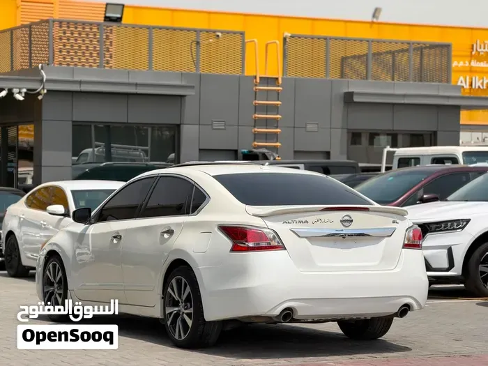 Nissan Altima 2015 photo 4