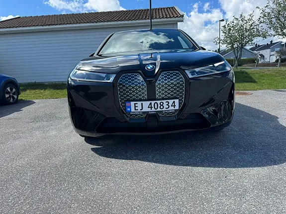 BMW Ix 2025 photo 3