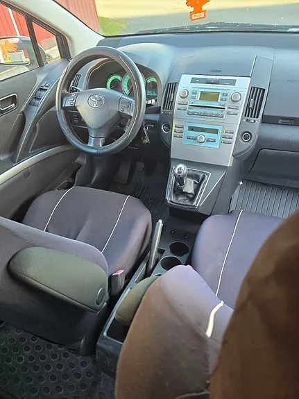 Toyota Corolla Verso 2007 photo 5