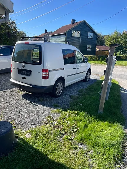 Volkswagen Caddy 2012 photo 2