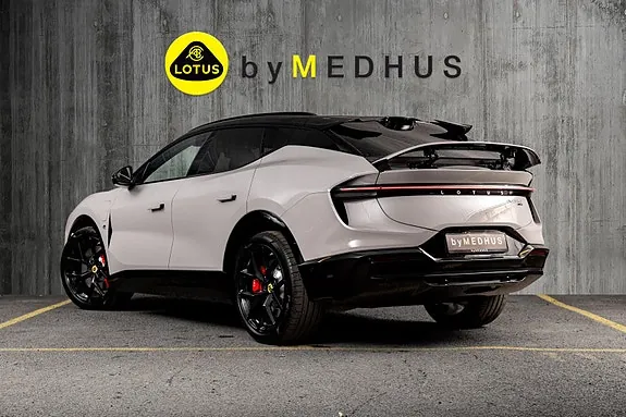 Lotus Eletre