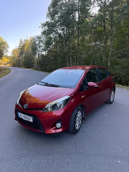 Toyota Yaris 2014 photo 4