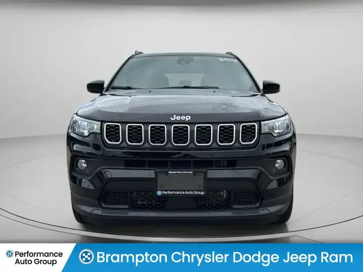Jeep Compass 2026 photo 2