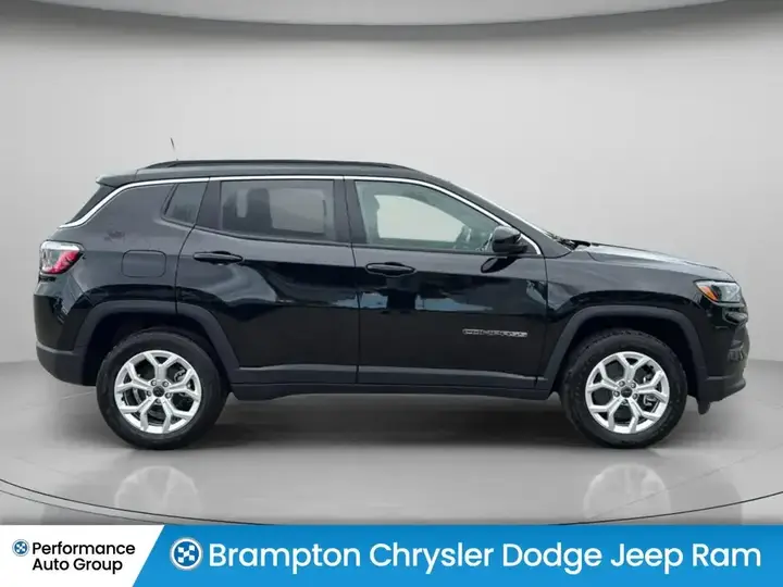 Jeep Compass 2026 photo 4