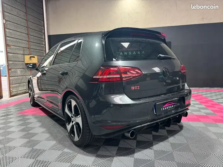 Volkswagen Golf 2014 photo 3