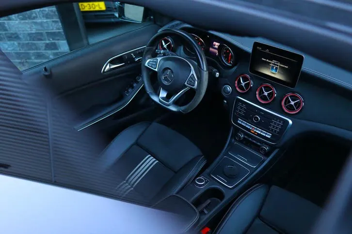 Mercedes-Benz Gla 2017 photo 3