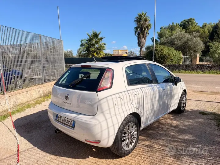 Fiat Punto Evo 2012 photo 3
