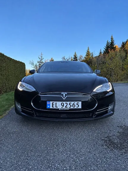 Tesla Model S 2016 photo 5
